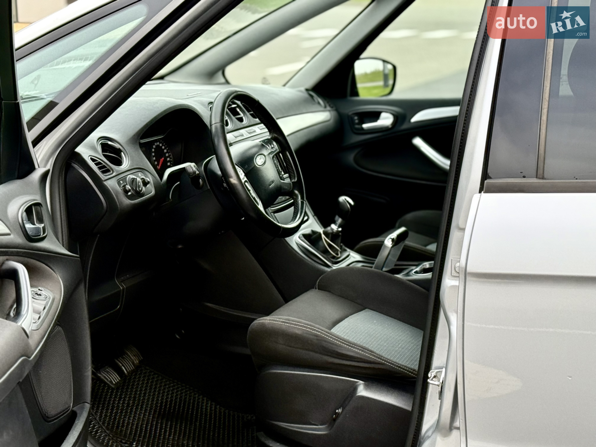 2014 Ford S-MAX - мініатюра 26
