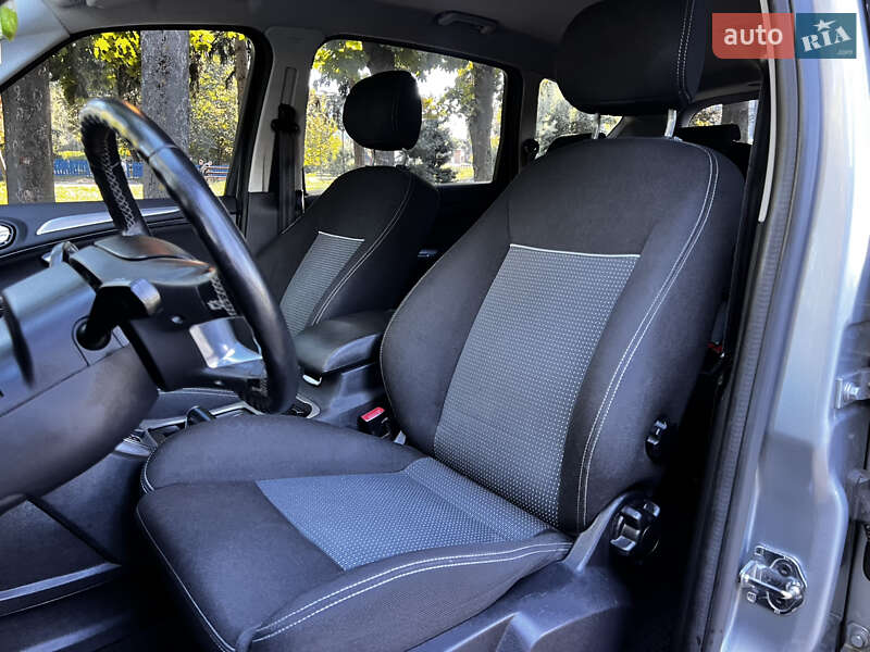 Мінівен Ford S-Max 2013 в Києві фото 11 Мінівен Ford S-Max 2013 в Києві