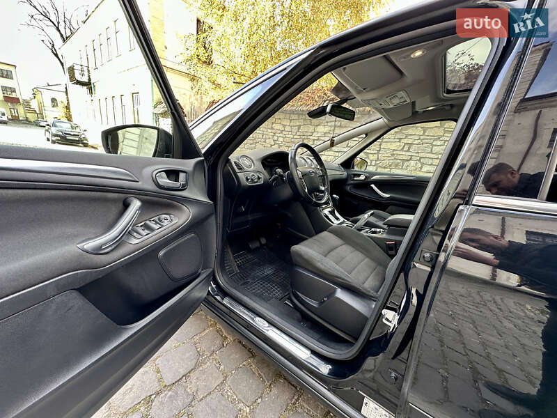 Минивэн Ford S-Max 2014 в Каменец-Подольском