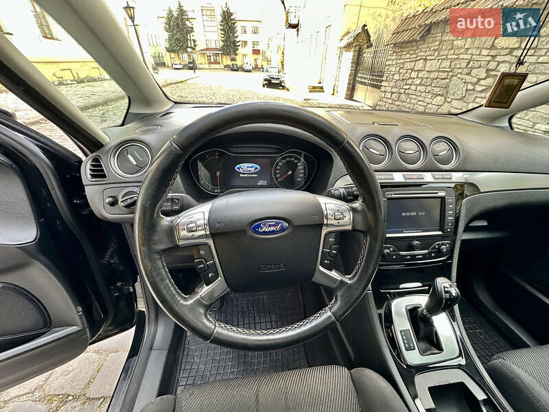 Минивэн Ford S-Max 2014 в Каменец-Подольском