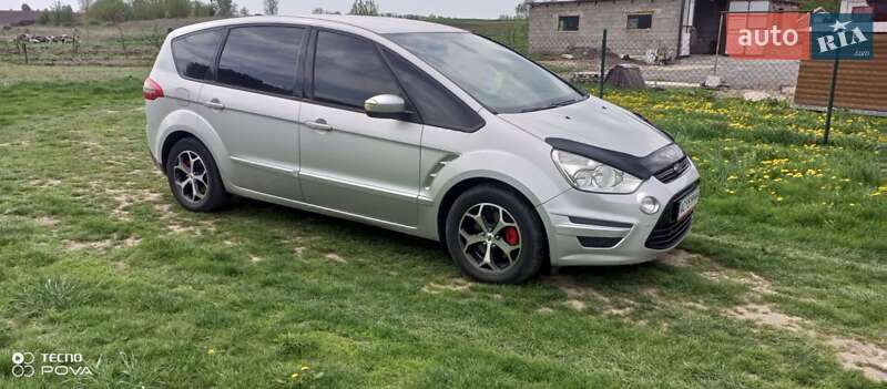 Мінівен Ford S-Max 2011 в Балті