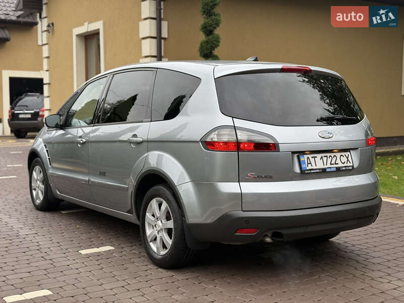 Мінівен Ford S-Max 2007 в Косові