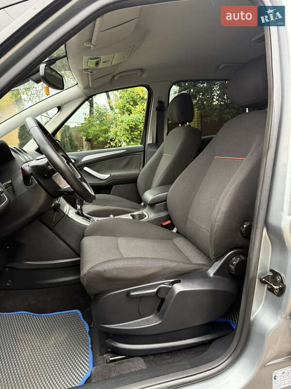 Мінівен Ford S-Max 2007 в Косові