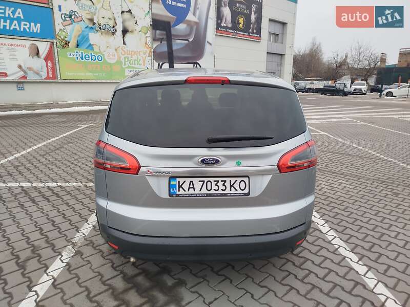 Мінівен Ford S-Max 2013 в Вишневому фото 6 Мінівен Ford S-Max 2013 в Вишневому
