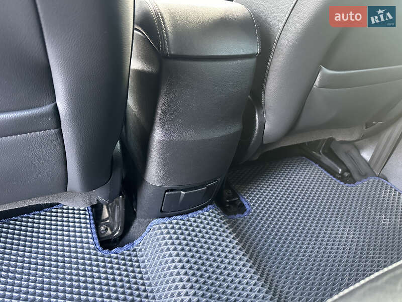 Минивэн Ford S-Max 2013 в Броварах фото 48 Минивэн Ford S-Max 2013 в Броварах