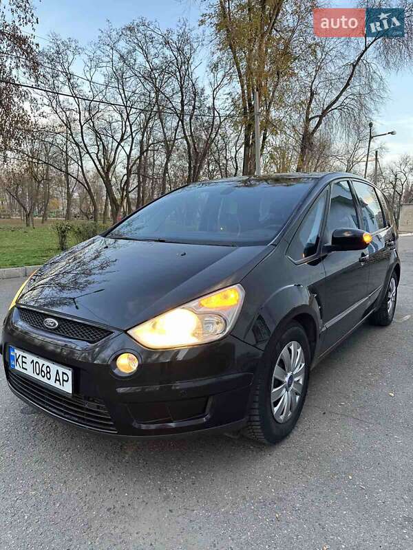 Минивэн Ford S-Max 2007 в Кривом Роге