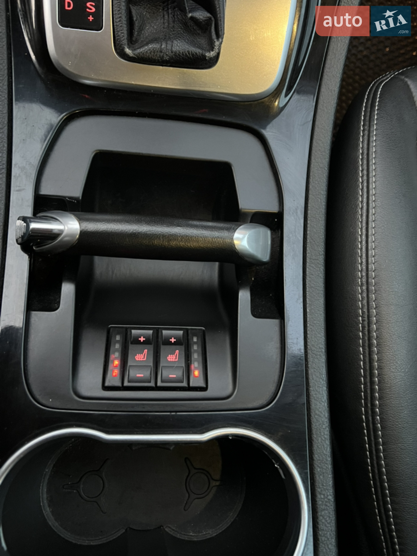 2013 Ford S-MAX - мініатюра 21