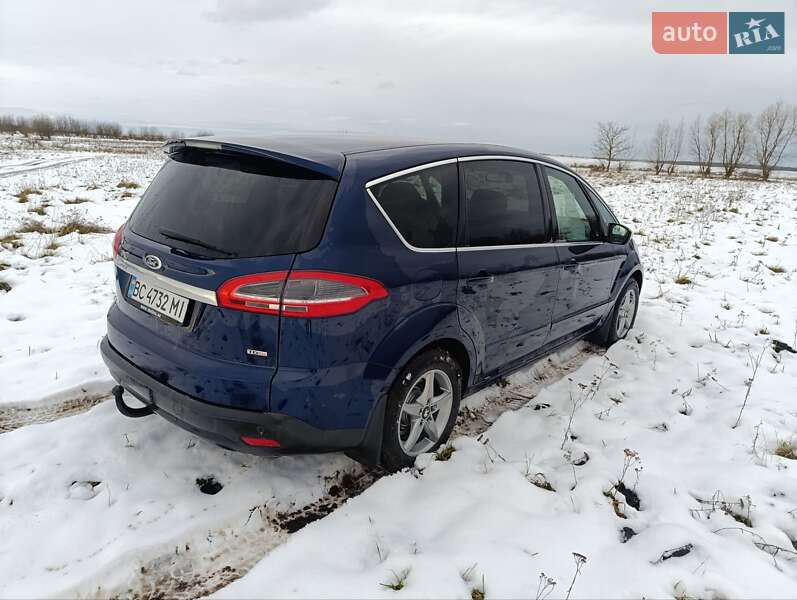 Минивэн Ford S-Max 2010 в Щирце