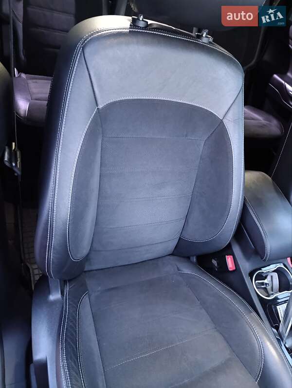 Минивэн Ford S-Max 2010 в Щирце