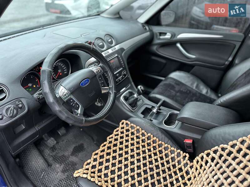 Минивэн Ford S-Max 2013 в Виннице