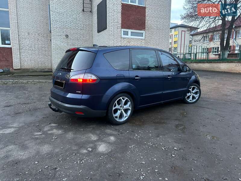 Минивэн Ford S-Max 2009 в Луцке