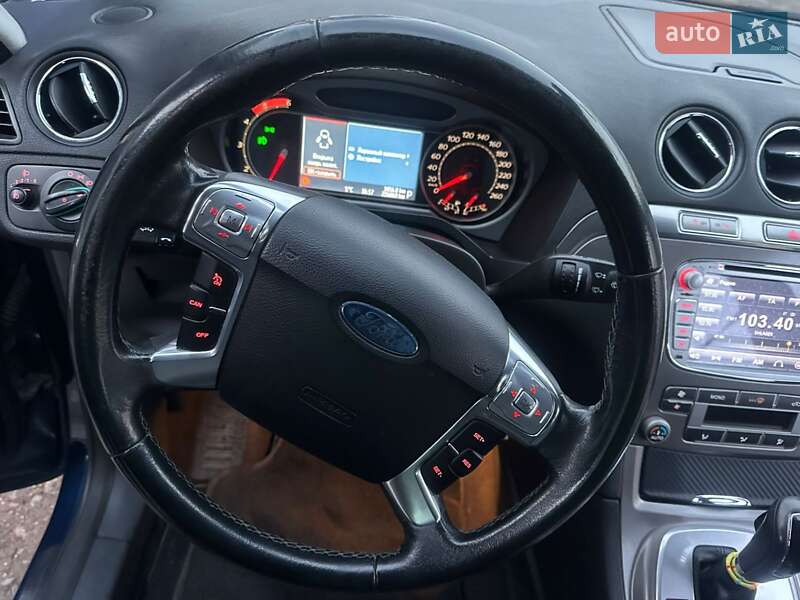 Минивэн Ford S-Max 2009 в Луцке