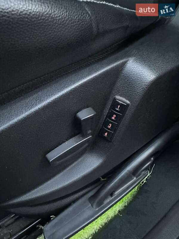 Минивэн Ford S-Max 2009 в Луцке