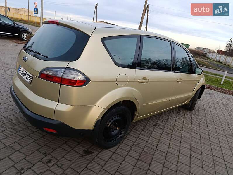 Минивэн Ford S-Max 2006 в Владимире