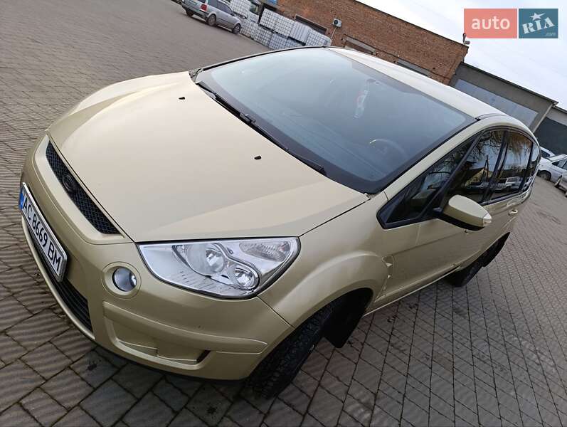 Минивэн Ford S-Max 2006 в Владимире