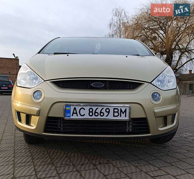 Минивэн Ford S-Max 2006 в Владимире