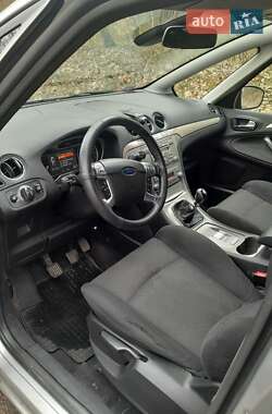 Минивэн Ford S-Max 2006 в Долине