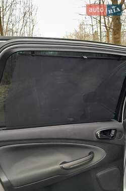 Минивэн Ford S-Max 2006 в Долине