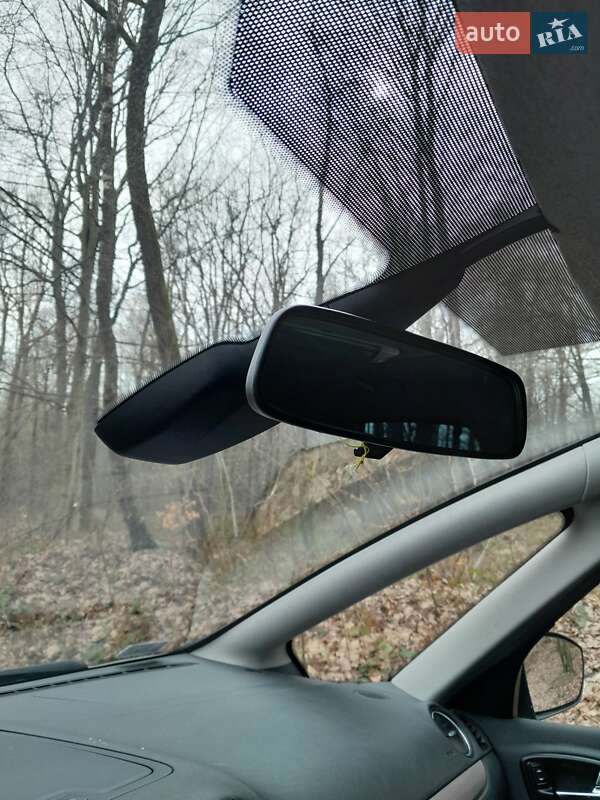 Минивэн Ford S-Max 2006 в Долине