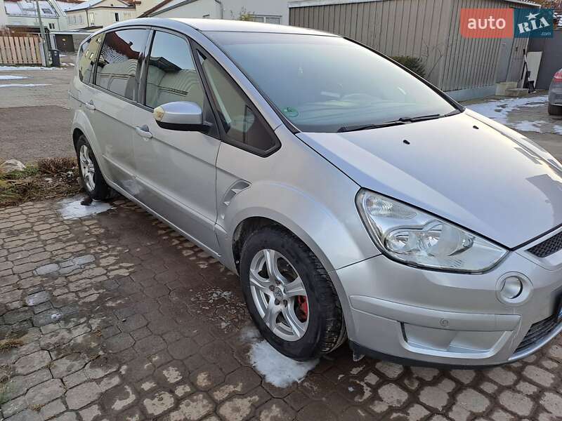 Минивэн Ford S-Max 2007 в Киеве