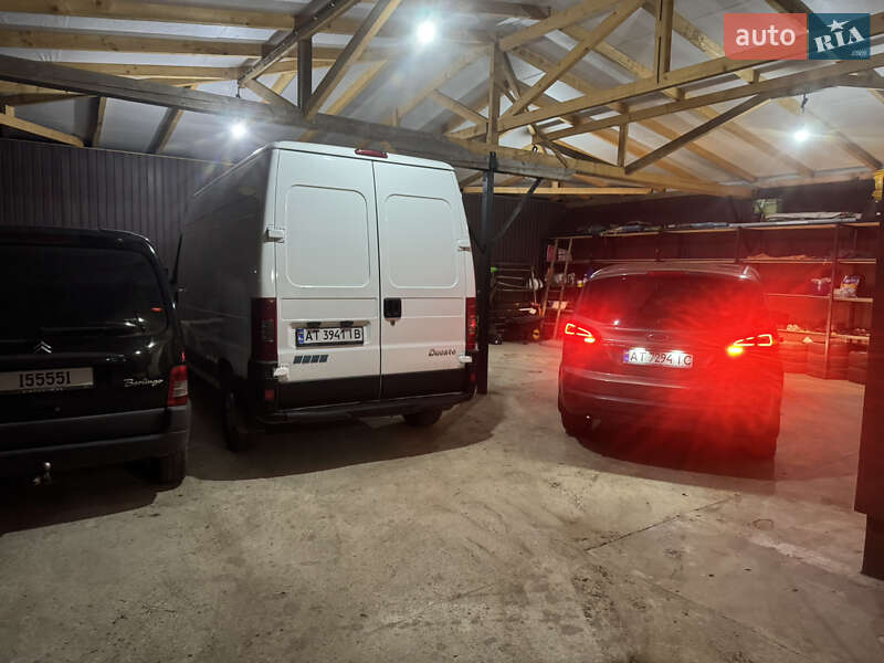 Минивэн Ford S-Max 2012 в Снятине