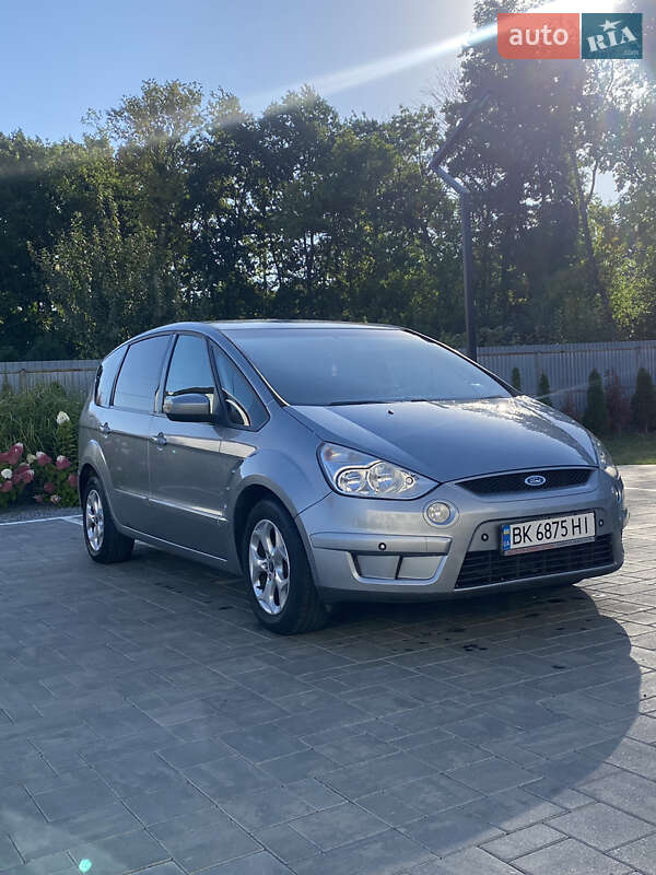Минивэн Ford S-Max 2008 в Луцке