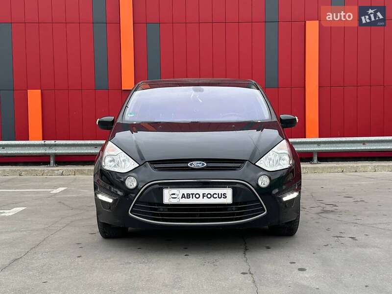 Минивэн Ford S-Max 2013 в Киеве