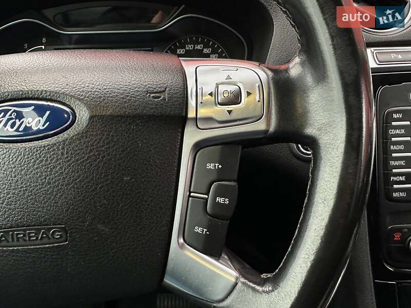 Минивэн Ford S-Max 2013 в Киеве