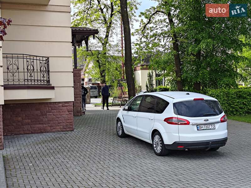 Мінівен Ford S-Max 2013 в Одесі