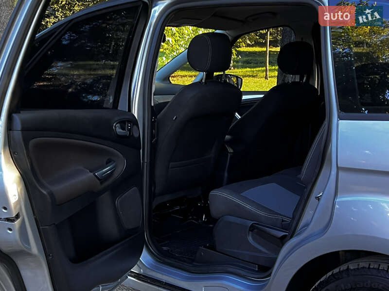 Минивэн Ford S-Max 2013 в Киеве