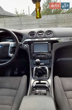 Мінівен Ford S-Max 2010 в Сарнах