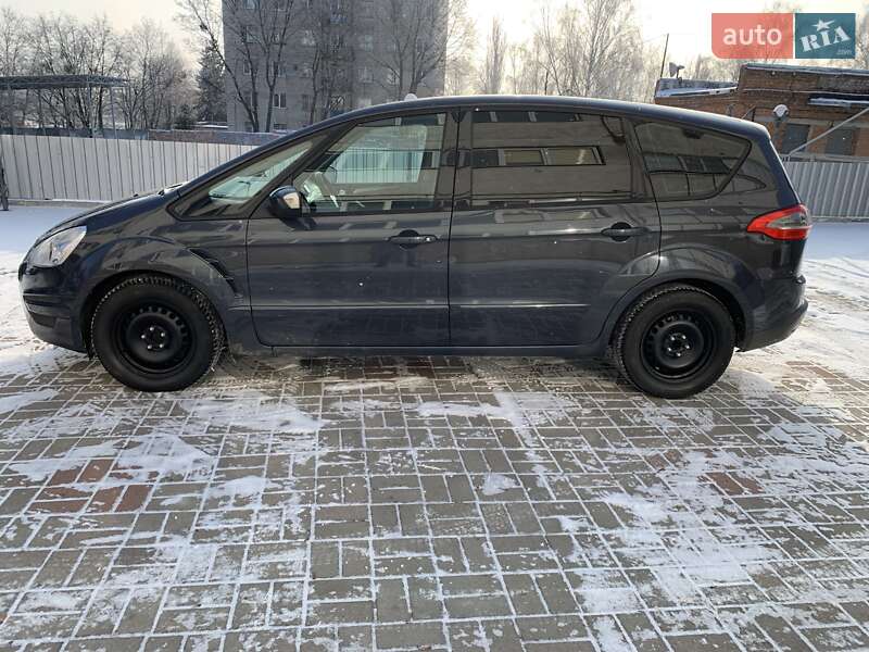 Минивэн Ford S-Max 2011 в Сумах