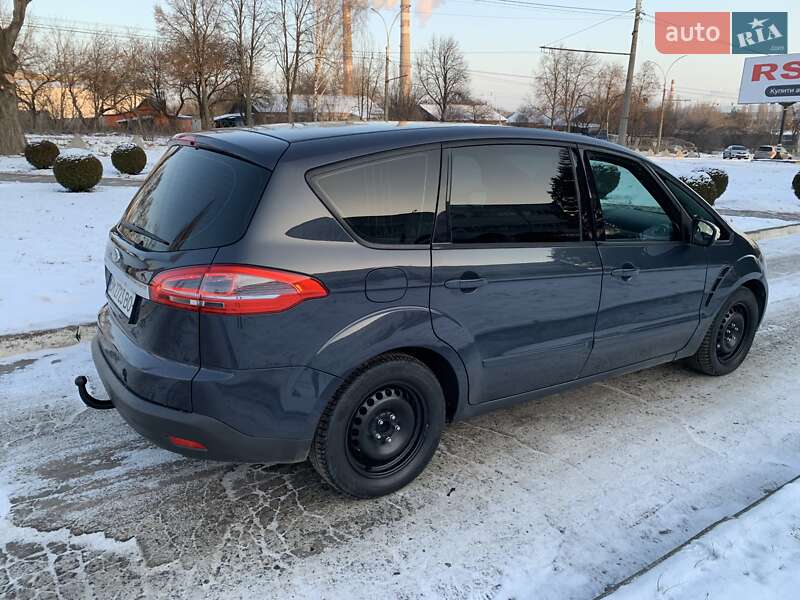 Минивэн Ford S-Max 2011 в Сумах
