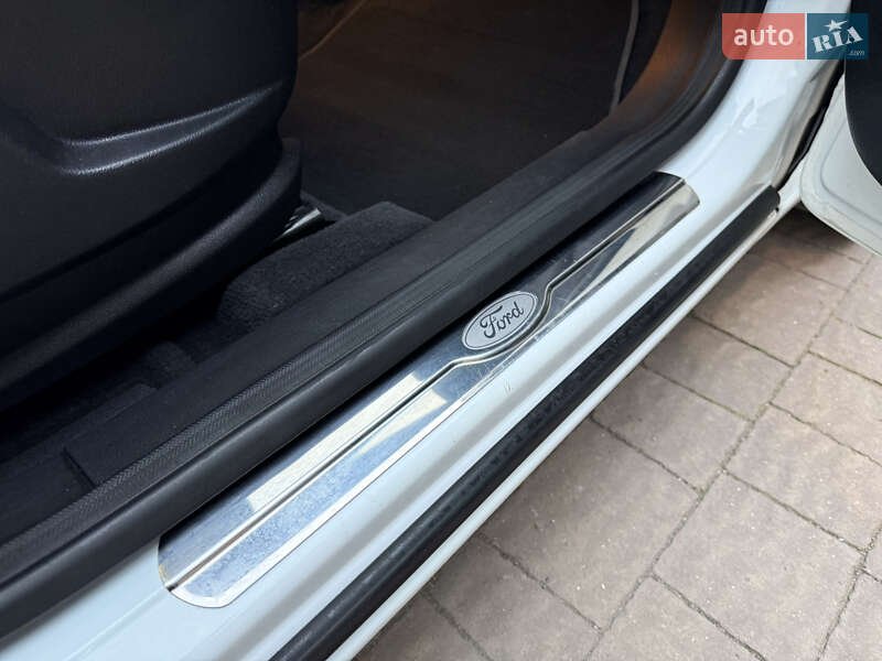 Минивэн Ford S-Max 2013 в Тернополе фото 85 Минивэн Ford S-Max 2013 в Тернополе