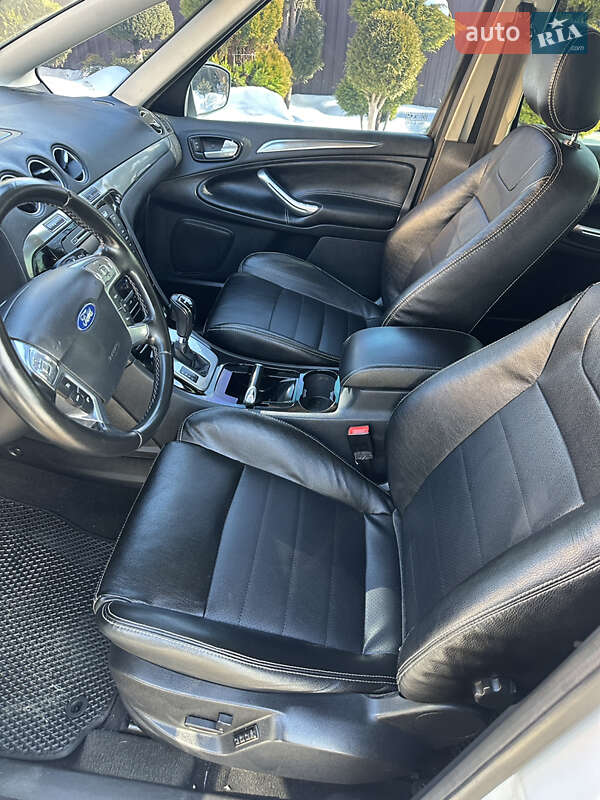 Минивэн Ford S-Max 2011 в Ивано-Франковске