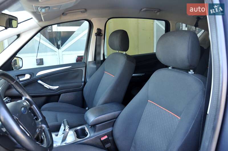 Минивэн Ford S-Max 2009 в Львове