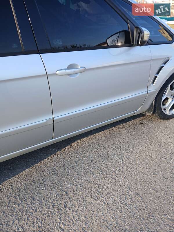 Минивэн Ford S-Max 2010 в Ивано-Франковске