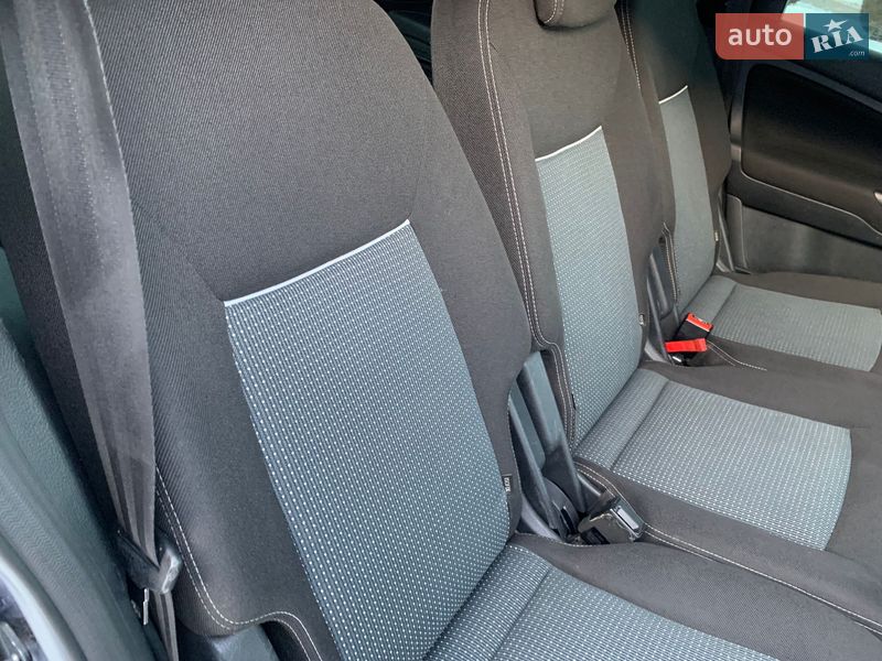 Минивэн Ford S-Max 2011 в Сумах фото 27 Минивэн Ford S-Max 2011 в Сумах