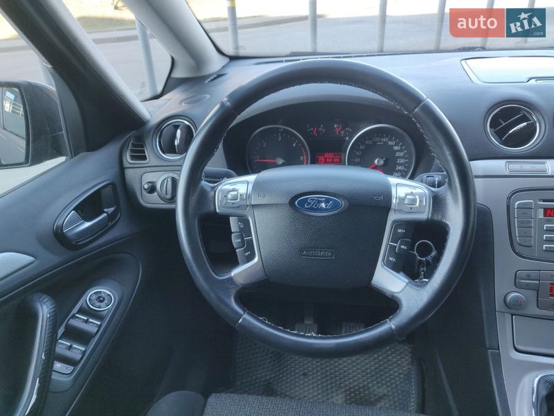 Минивэн Ford S-Max 2009 в Луцке