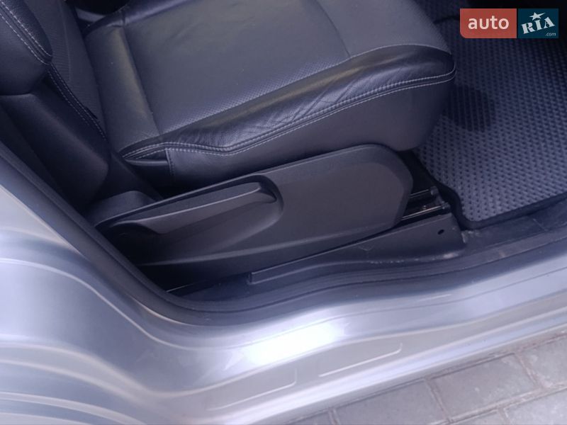 Мінівен Ford S-Max 2009 в Львові фото 12 Мінівен Ford S-Max 2009 в Львові