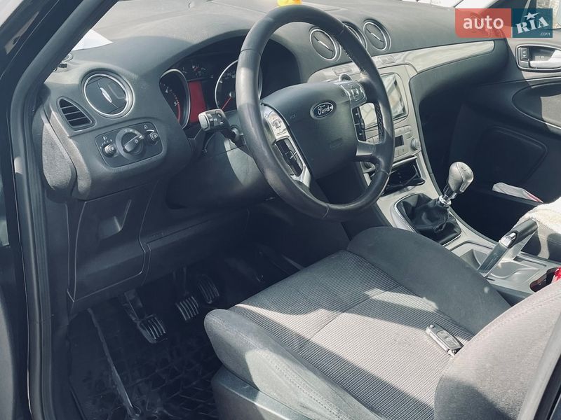 Мінівен Ford S-Max 2008 в Світловодську