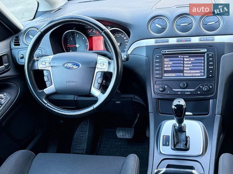 Минивэн Ford S-Max 2013 в Одессе