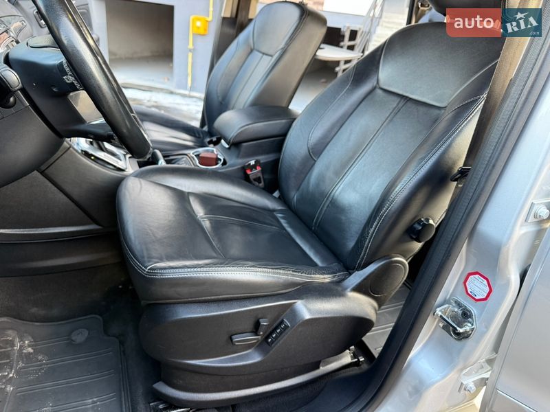 Мінівен Ford S-Max 2013 в Ковелі