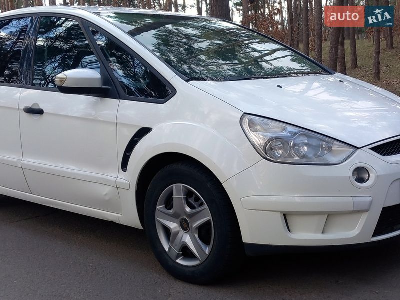 Минивэн Ford S-Max 2007 в Черкассах