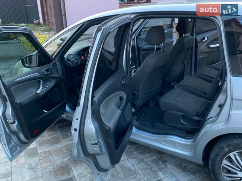 Минивэн Ford S-Max 2008 в Сокале