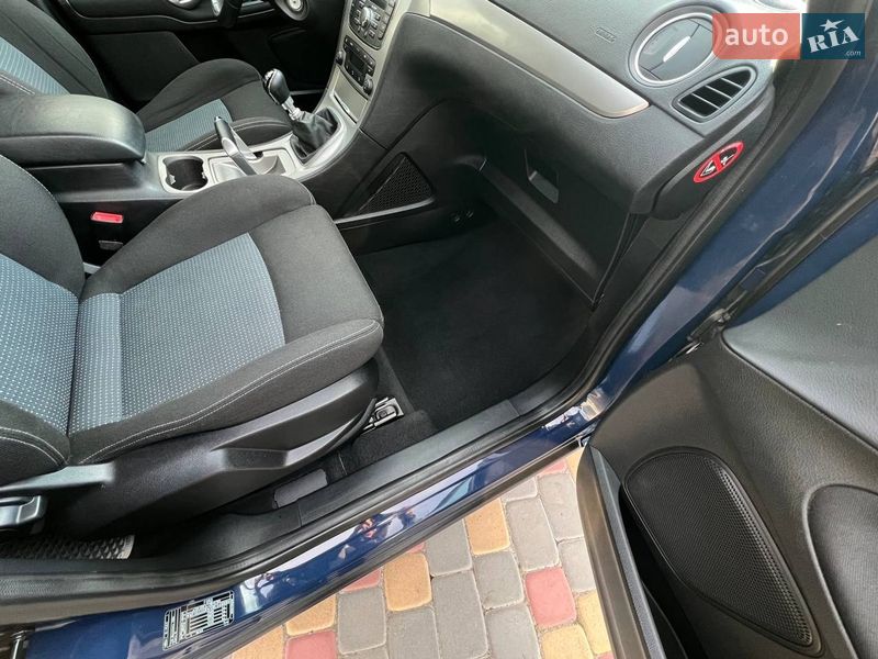 Минивэн Ford S-Max 2011 в Тульчине