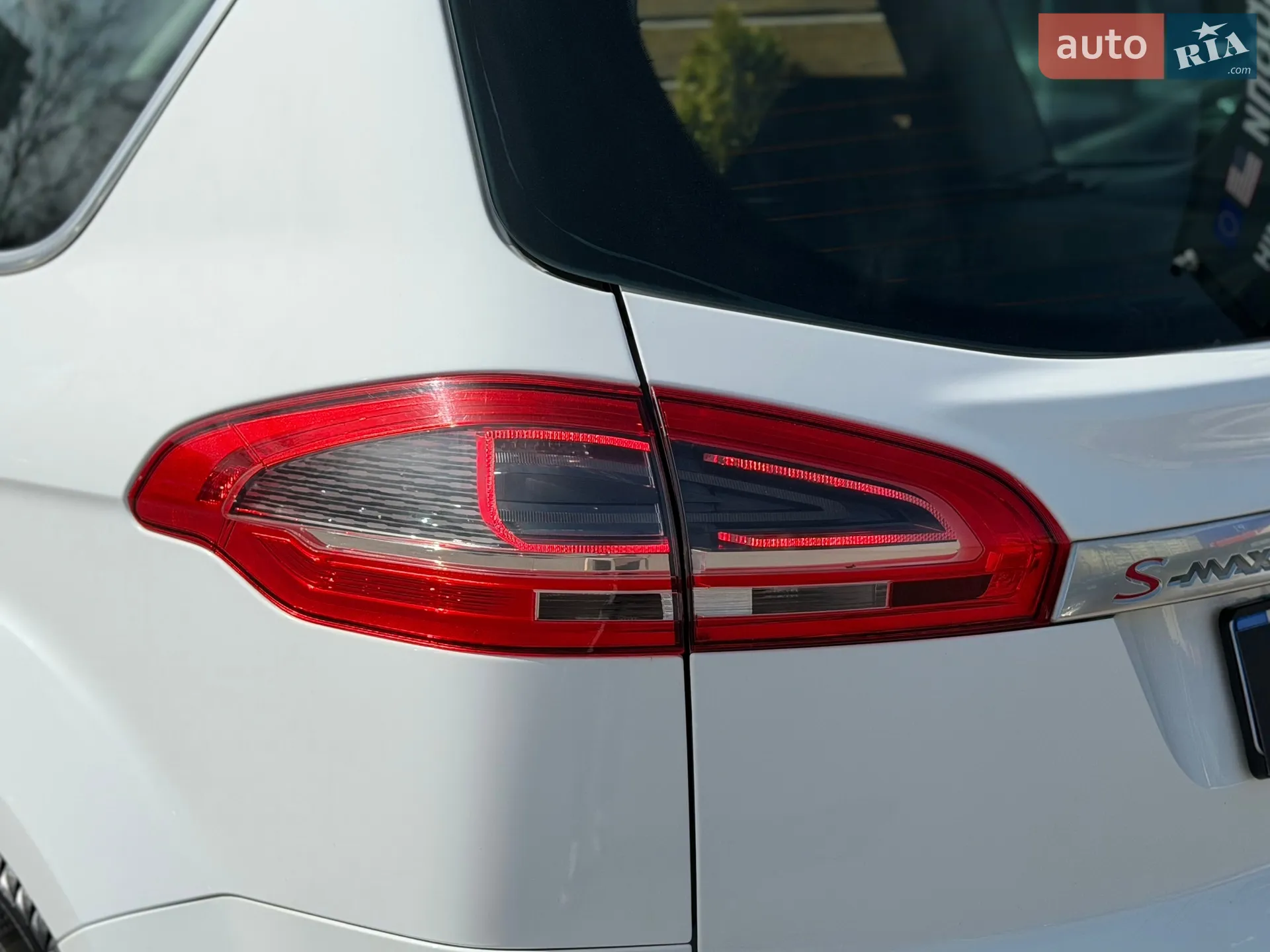 2011 Ford S-MAX - мініатюра 20