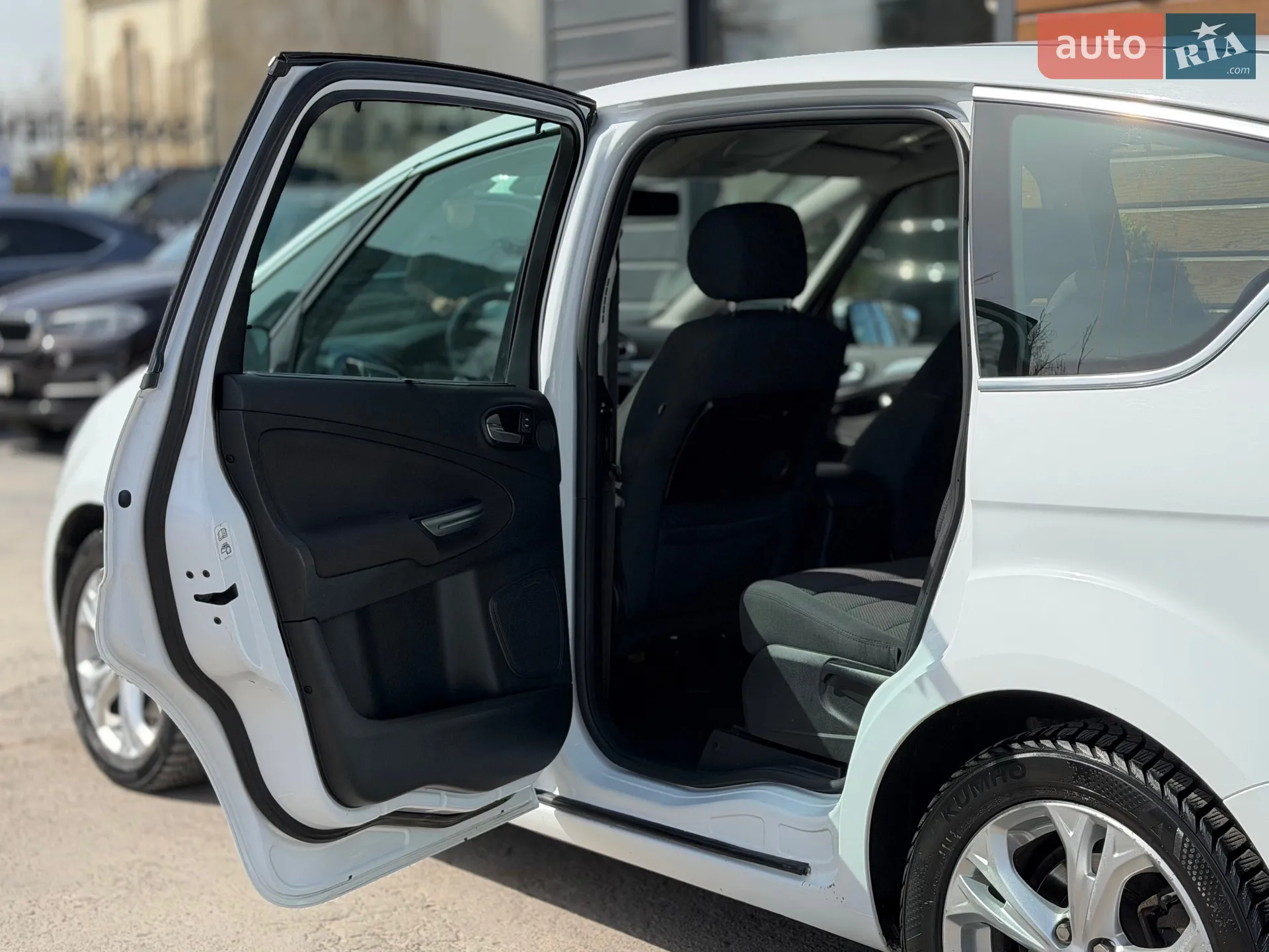 2011 Ford S-MAX - мініатюра 43