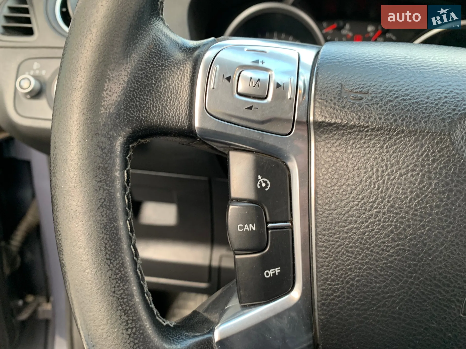 2011 Ford S-MAX - мініатюра 38