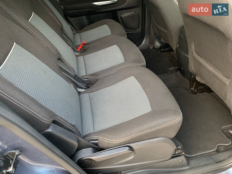 Минивэн Ford S-Max 2011 в Сумах